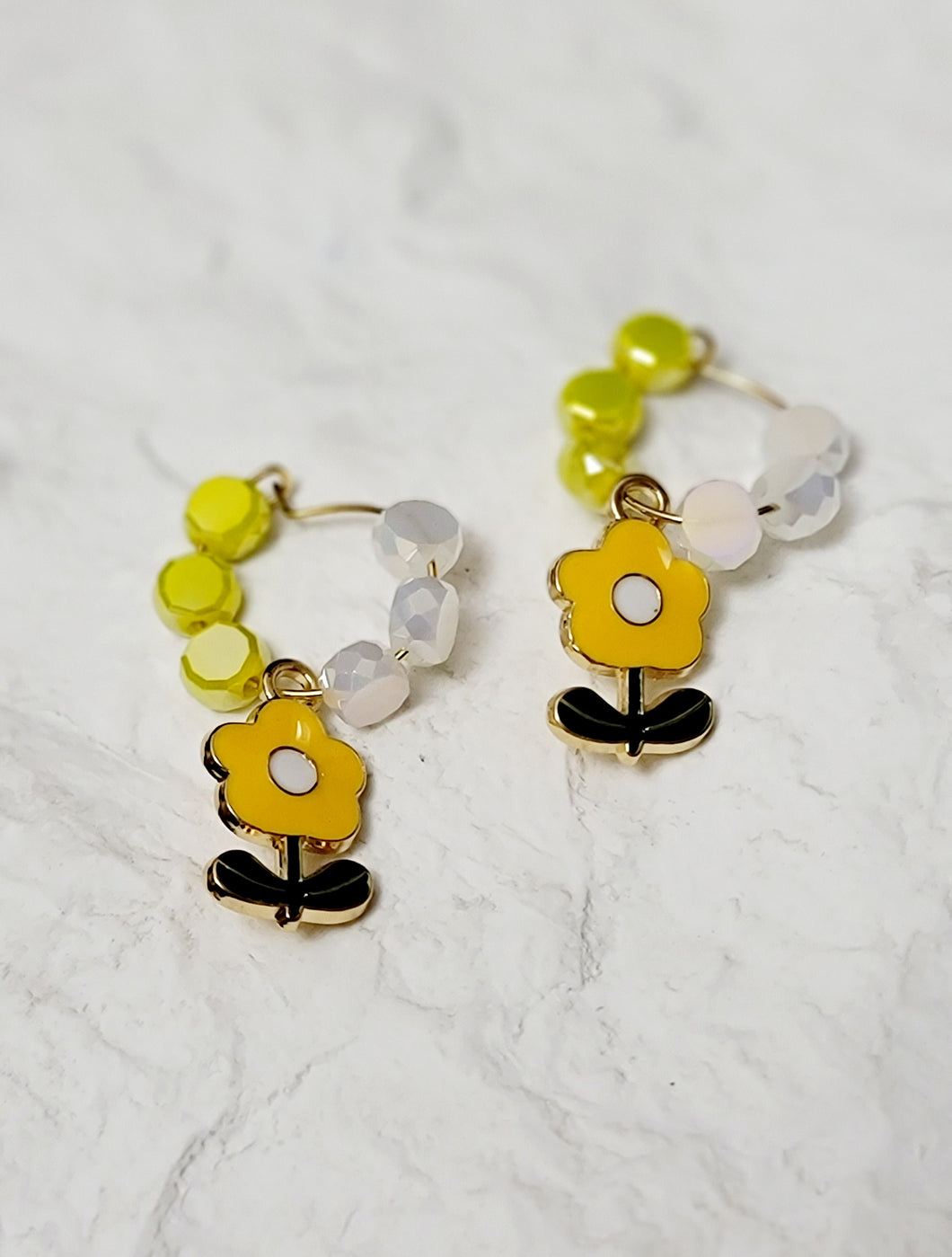Accessories - Earring : Cute Flower Pair Earring Loop